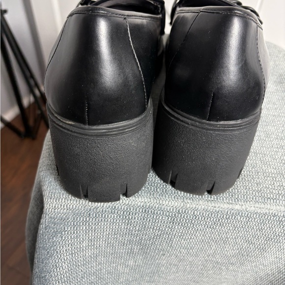 Torrid Chunky Platform Log Sole Penny Loafers Black Faux Leather Size 12WW - Picture 2 of 8